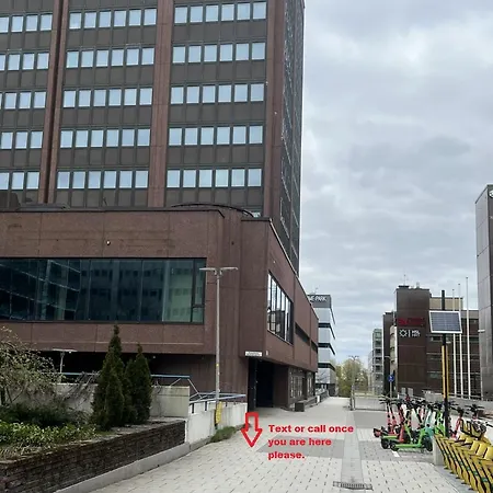 Office House Services 662 Hostel